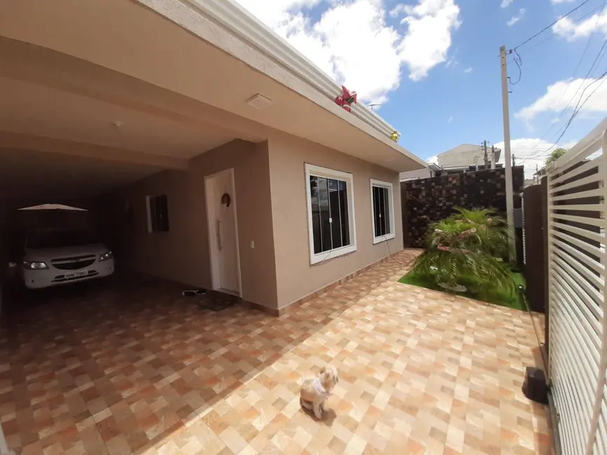 Foto 1 de Terreno / Lote à venda, 200m2 em Pinheirinho, Curitiba - PR
