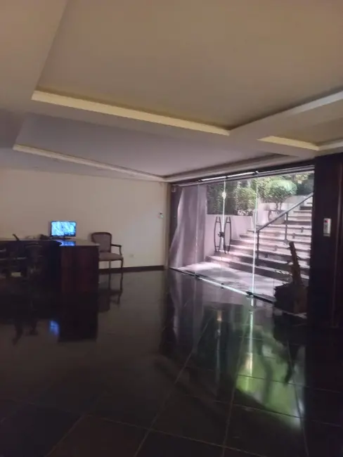 Foto 9 de Apartamento com 3 quartos à venda, 480m2 em Cabral, Curitiba - PR