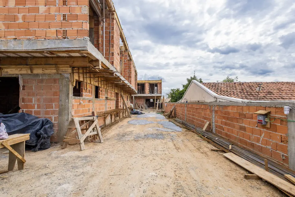 Foto 8 de Sobrado com 3 quartos à venda, 160m2 em Pilarzinho, Curitiba - PR