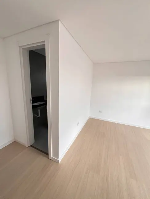 Foto 6 de Sobrado com 3 quartos à venda, 100m2 em Xaxim, Curitiba - PR