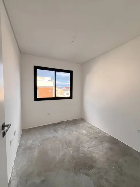 Foto 5 de Sobrado com 3 quartos à venda, 105m2 em Xaxim, Curitiba - PR