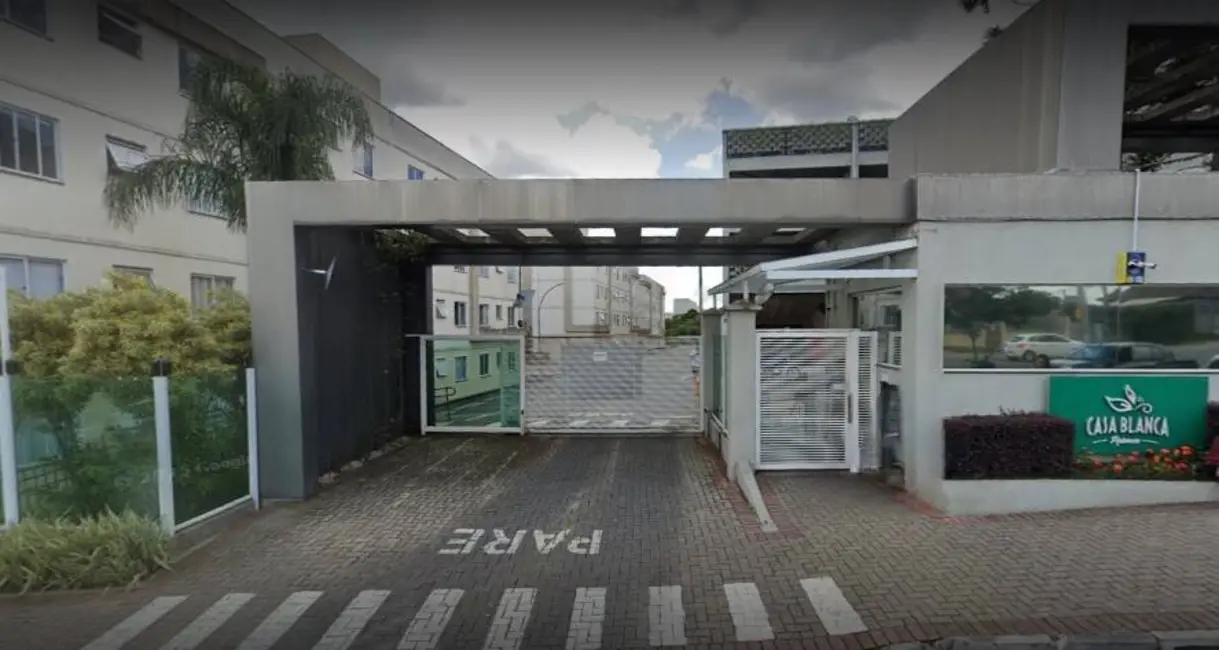 Foto 2 de Apartamento com 2 quartos à venda, 38m2 em Santo Antônio, Sao Jose Dos Pinhais - PR