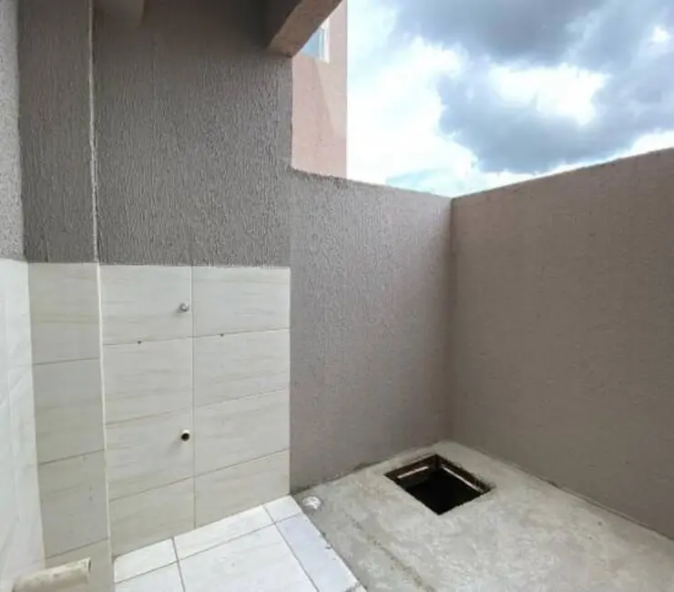 Casa com 2 quartos à venda, 59m2 em Tatuquara, Curitiba - PR - imagem 5 Foto 5 de Casa com 2 quartos à venda, 59m2 em Tatuquara, Curitiba - PR