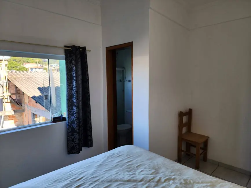 Sobrado com 3 quartos à venda, 152m2 em Jardim Rondinha, Campo Largo - PR - imagem 8 Foto 8 de Sobrado com 3 quartos à venda, 152m2 em Jardim Rondinha, Campo Largo - PR