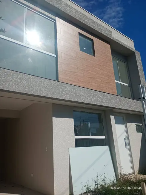 Sobrado com 3 quartos à venda, 62m2 em Alto Boqueirão, Curitiba - PR - imagem 2 Foto 2 de Sobrado com 3 quartos à venda, 62m2 em Alto Boqueirão, Curitiba - PR