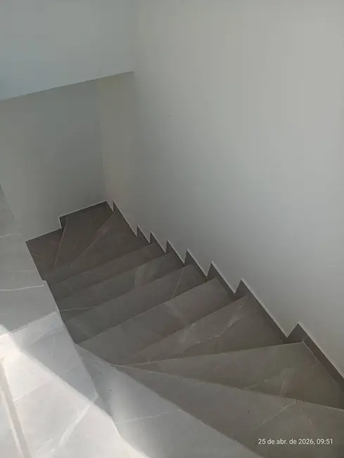 Sobrado com 3 quartos à venda, 62m2 em Alto Boqueirão, Curitiba - PR - imagem 3 Foto 3 de Sobrado com 3 quartos à venda, 62m2 em Alto Boqueirão, Curitiba - PR