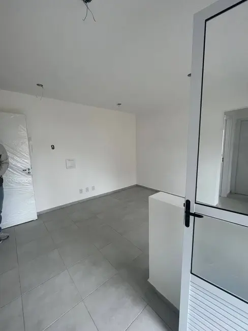 Foto 2 de Apartamento com 2 quartos à venda, 45m2 em Campina da Barra, Araucaria - PR