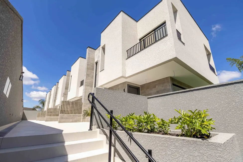 Foto 1 de Casa com 3 quartos à venda, 153m2 em São Braz, Curitiba - PR