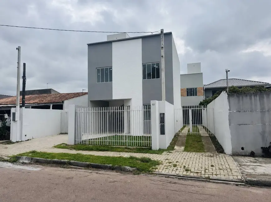 Casa com 3 quartos à venda, 99m2 em Sítio Cercado, Curitiba - PR - imagem 2 Foto 2 de Casa com 3 quartos à venda, 99m2 em Sítio Cercado, Curitiba - PR
