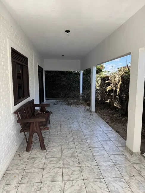 Casa com 3 quartos à venda, 300m2 em Centro, Tibau Do Sul - RN - imagem 3 Foto 3 de Casa com 3 quartos à venda, 300m2 em Centro, Tibau Do Sul - RN