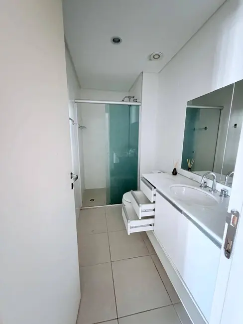 Apartamento com 1 quarto para alugar, 40m2 em Campina do Siqueira, Curitiba - PR - imagem 6 Foto 6 de Apartamento com 1 quarto para alugar, 40m2 em Campina do Siqueira, Curitiba - PR