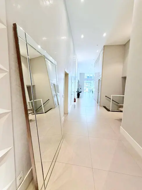 Apartamento com 1 quarto para alugar, 40m2 em Campina do Siqueira, Curitiba - PR - imagem 9 Foto 9 de Apartamento com 1 quarto para alugar, 40m2 em Campina do Siqueira, Curitiba - PR