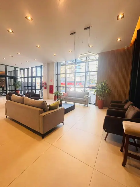 Apartamento com 1 quarto à venda e para alugar, 28m2 em Centro, Curitiba - PR - imagem 5 Foto 5 de Apartamento com 1 quarto à venda e para alugar, 28m2 em Centro, Curitiba - PR