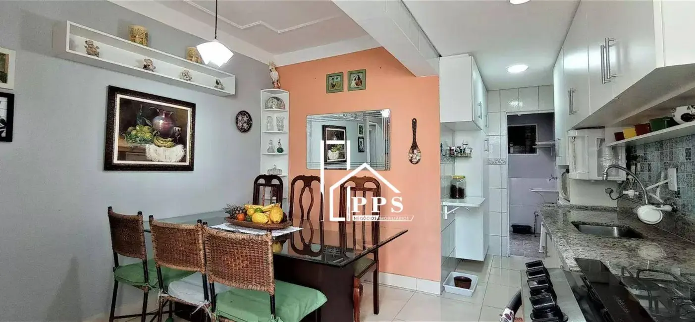 Casa com 3 quartos à venda, 180m2 em Centro, Vinhedo - SP - imagem 8 Foto 8 de Casa com 3 quartos à venda, 180m2 em Centro, Vinhedo - SP