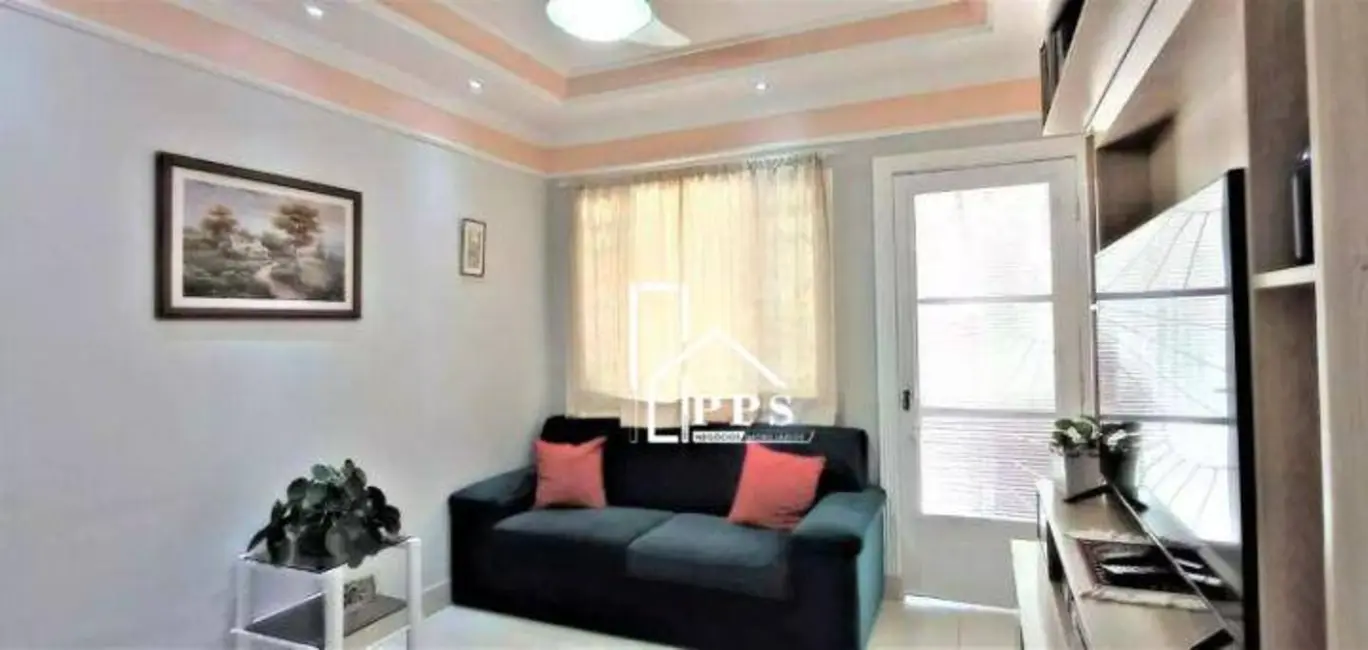 Casa com 3 quartos à venda, 180m2 em Centro, Vinhedo - SP - imagem 5 Foto 5 de Casa com 3 quartos à venda, 180m2 em Centro, Vinhedo - SP