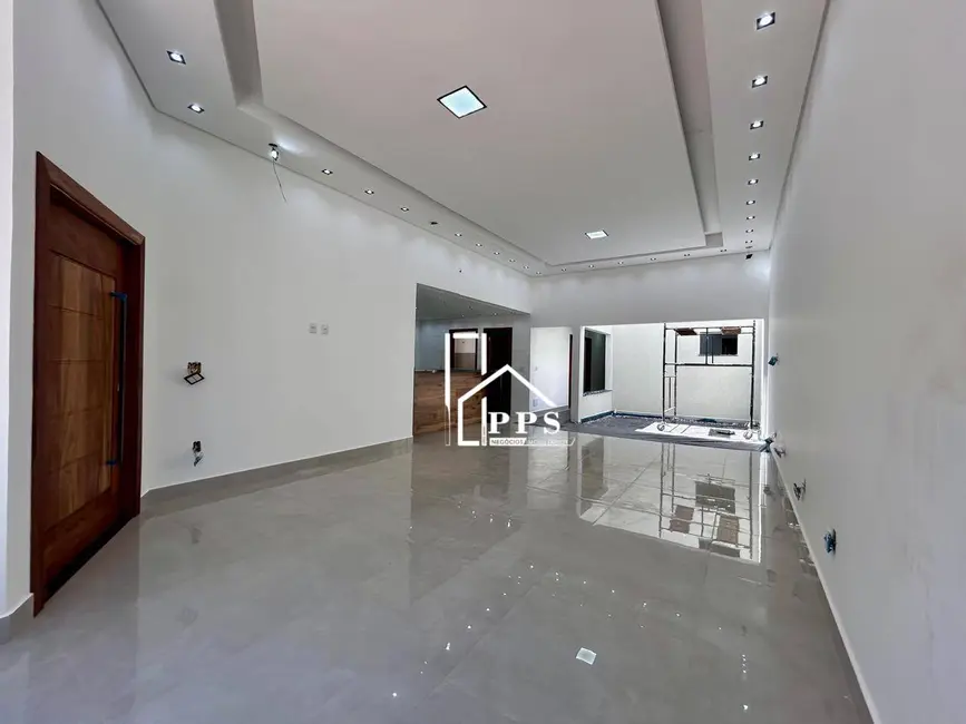 Foto 1 de Casa com 3 quartos à venda, 250m2 em João XXIII, Vinhedo - SP