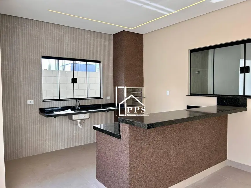Foto 3 de Casa com 3 quartos à venda, 250m2 em Pinheirinho, Vinhedo - SP