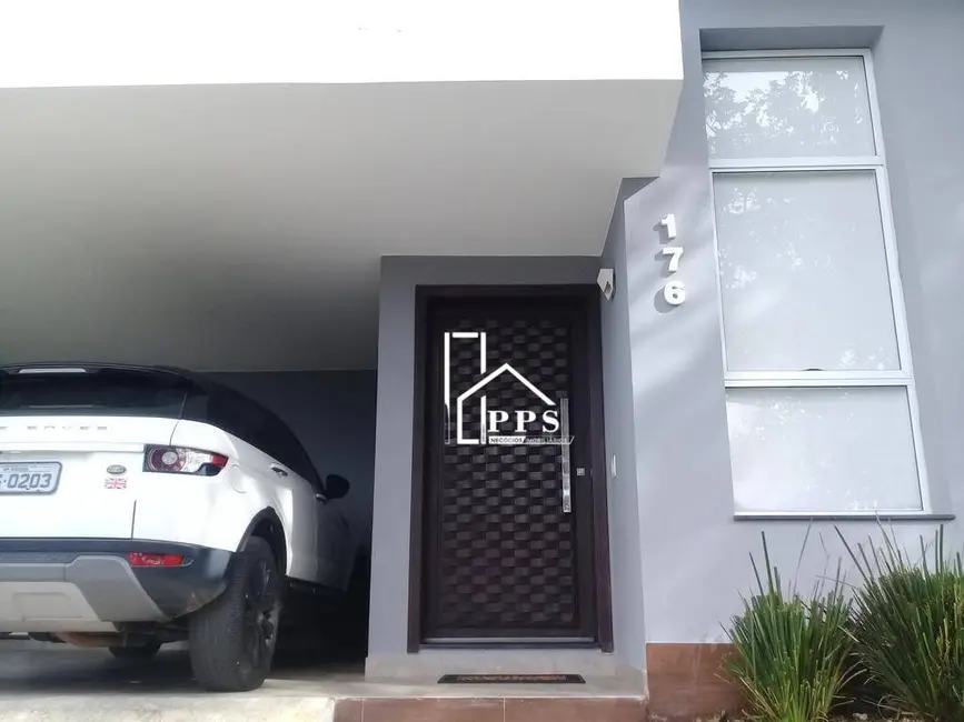 Casa de Condomínio com 3 quartos à venda, 300m2 em Pinheirinho, Vinhedo - SP - imagem 4 Foto 4 de Casa de Condomínio com 3 quartos à venda, 300m2 em Pinheirinho, Vinhedo - SP