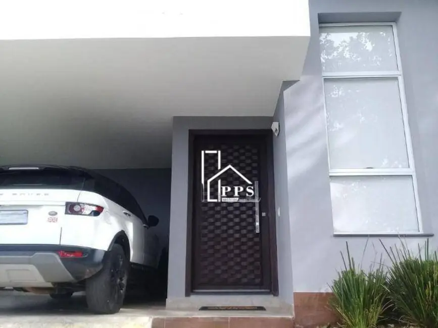 Casa de Condomínio com 3 quartos à venda, 300m2 em Pinheirinho, Vinhedo - SP - imagem 3 Foto 3 de Casa de Condomínio com 3 quartos à venda, 300m2 em Pinheirinho, Vinhedo - SP