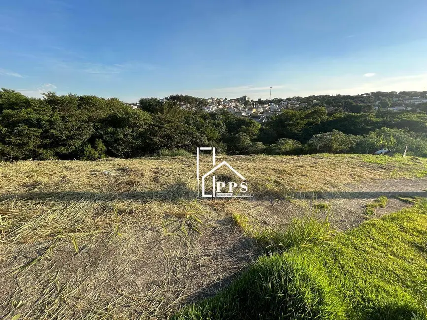 Foto 1 de Terreno / Lote à venda, 602m2 em Bosque, Vinhedo - SP