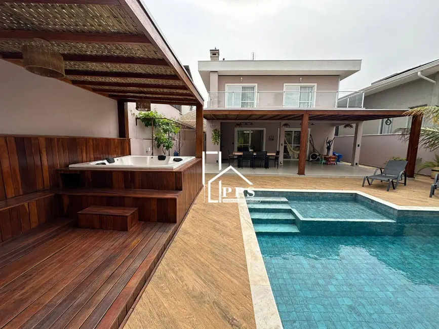 Foto 1 de Casa de Condomínio com 3 quartos à venda, 300m2 em Pinheirinho, Vinhedo - SP