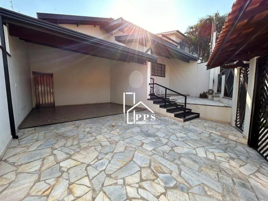 Casa com 3 quartos à venda, 250m2 em Bosque, Vinhedo - SP - imagem 4 Foto 4 de Casa com 3 quartos à venda, 250m2 em Bosque, Vinhedo - SP