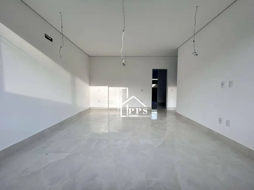 Casa com 3 quartos à venda, 250m2 em Pinheirinho, Vinhedo - SP - imagem 7 Foto 7 de Casa com 3 quartos à venda, 250m2 em Pinheirinho, Vinhedo - SP