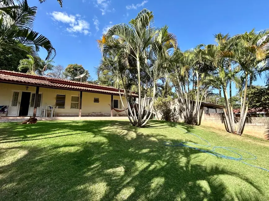 Chácara com 3 quartos à venda, 1000m2 em Vista Alegre, Vinhedo - SP - imagem 5 Foto 5 de Chácara com 3 quartos à venda, 1000m2 em Vista Alegre, Vinhedo - SP