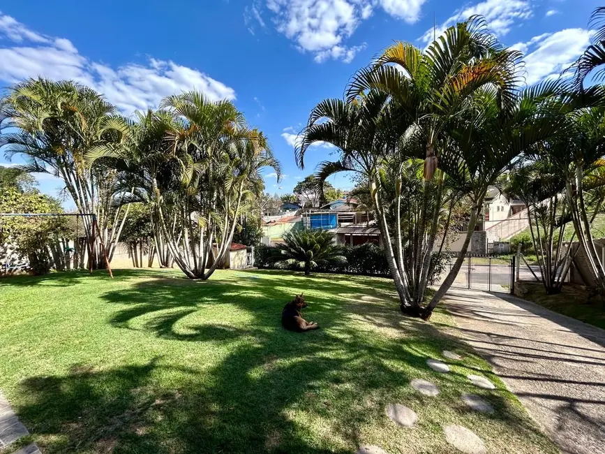 Chácara com 3 quartos à venda, 1000m2 em Vista Alegre, Vinhedo - SP - imagem 6 Foto 6 de Chácara com 3 quartos à venda, 1000m2 em Vista Alegre, Vinhedo - SP