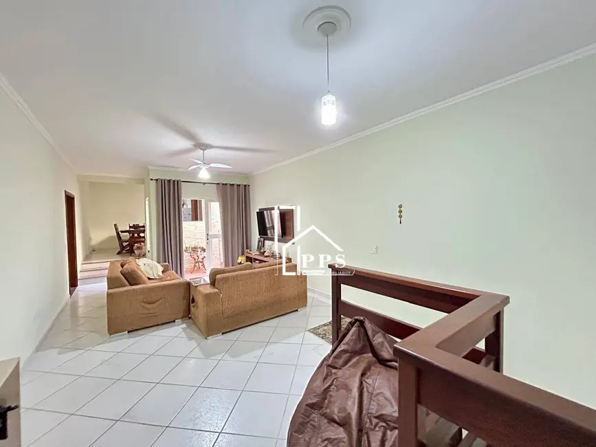 Foto 6 de Casa com 3 quartos à venda, 250m2 em João XXIII, Vinhedo - SP