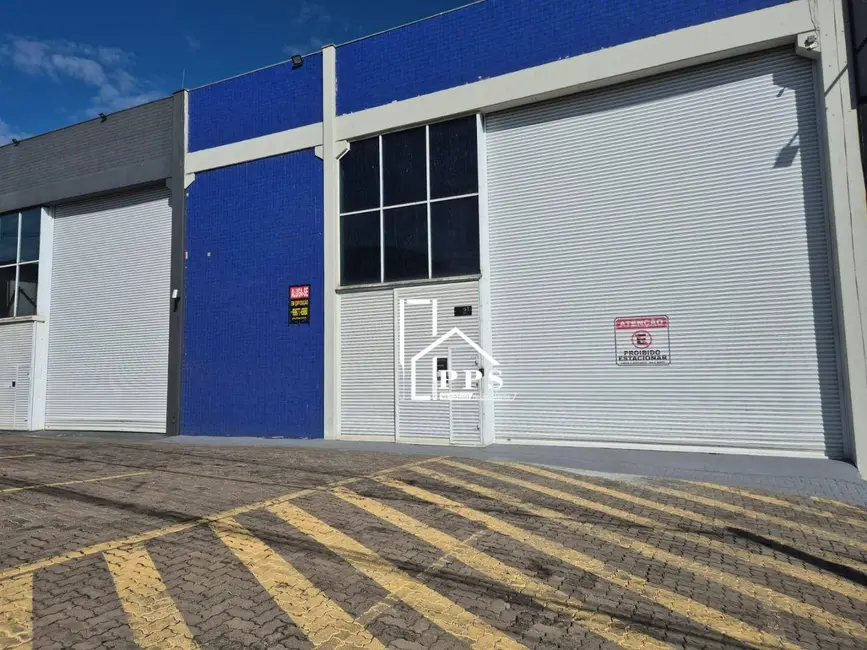 Armazém / Galpão para alugar, 900m2 em Santa Claudina, Vinhedo - SP - imagem 1 Foto 1 de Armazém / Galpão para alugar, 900m2 em Santa Claudina, Vinhedo - SP