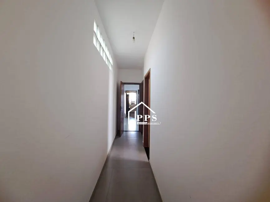 Foto 7 de Casa com 2 quartos à venda, 180m2 em Vinhedo - SP