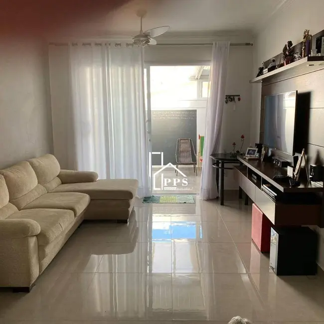 Foto 2 de Casa com 3 quartos à venda, 185m2 em Centro, Vinhedo - SP