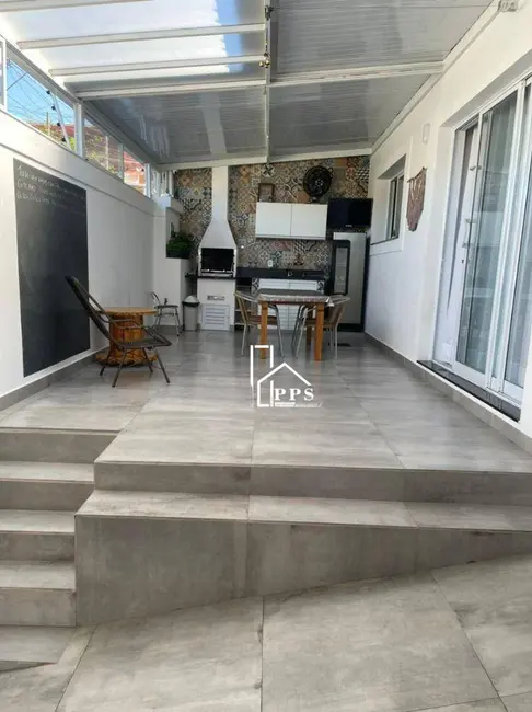 Foto 1 de Casa com 3 quartos à venda, 185m2 em Centro, Vinhedo - SP