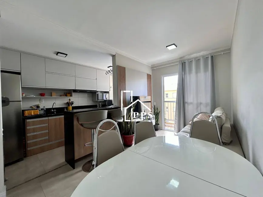 Foto 8 de Apartamento com 2 quartos à venda, 51m2 em Vinhedo - SP