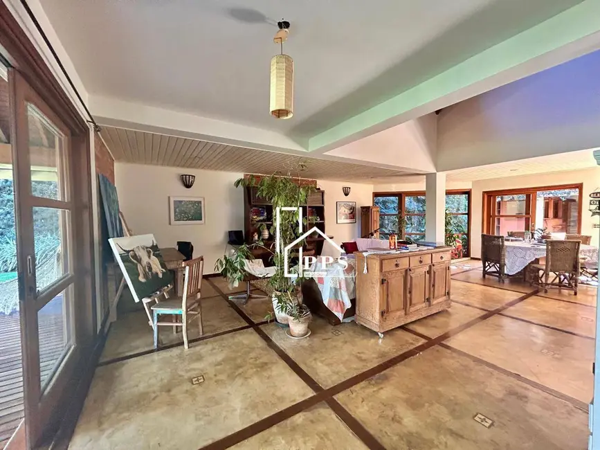 Foto 4 de Casa de Condomínio com 3 quartos à venda, 900m2 em Marambaia, Vinhedo - SP