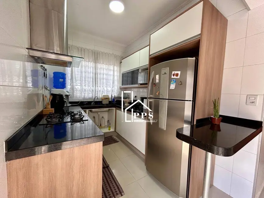 Foto 3 de Casa com 3 quartos à venda, 250m2 em João XXIII, Vinhedo - SP