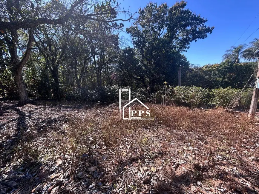 Chácara com 3 quartos à venda, 5000m2 em São Joaquim, Vinhedo - SP - imagem 3 Foto 3 de Chácara com 3 quartos à venda, 5000m2 em São Joaquim, Vinhedo - SP
