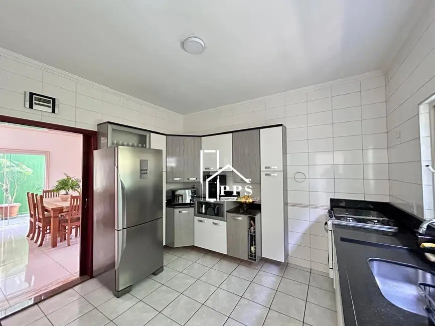 Foto 8 de Casa com 3 quartos à venda, 330m2 em Nova Vinhedo, Vinhedo - SP