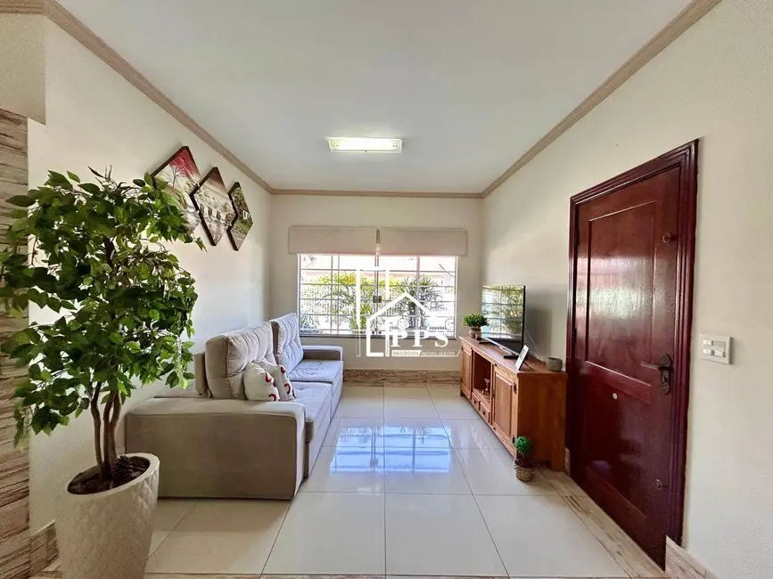 Foto 3 de Casa com 3 quartos à venda, 330m2 em Nova Vinhedo, Vinhedo - SP