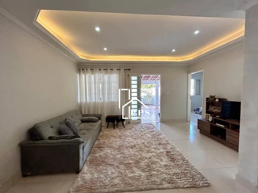 Foto 5 de Casa com 3 quartos à venda, 250m2 em João XXIII, Vinhedo - SP