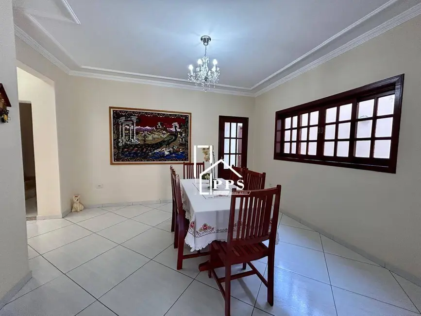 Foto 8 de Casa com 4 quartos à venda, 250m2 em João XXIII, Vinhedo - SP