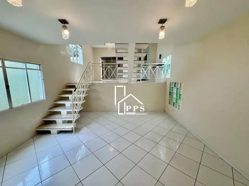 Foto 6 de Casa com 3 quartos à venda, 250m2 em Pinheirinho, Vinhedo - SP