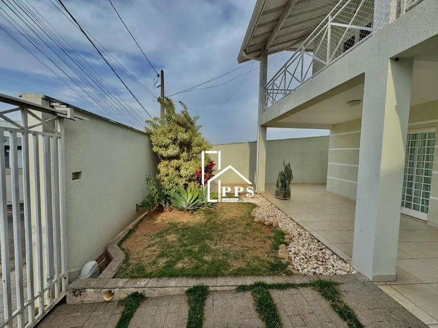 Foto 4 de Casa com 3 quartos à venda, 250m2 em Pinheirinho, Vinhedo - SP