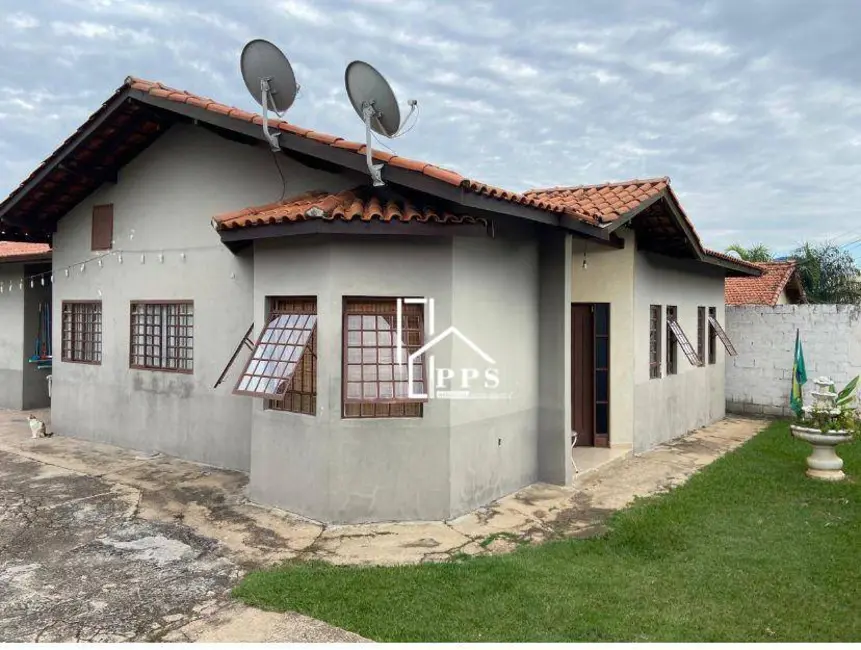 Casa com 4 quartos à venda, 828m2 em João XXIII, Vinhedo - SP - imagem 1 Foto 1 de Casa com 4 quartos à venda, 828m2 em João XXIII, Vinhedo - SP
