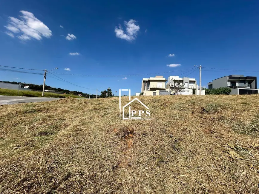 Foto 1 de Terreno / Lote à venda, 326m2 em Marambaia, Vinhedo - SP