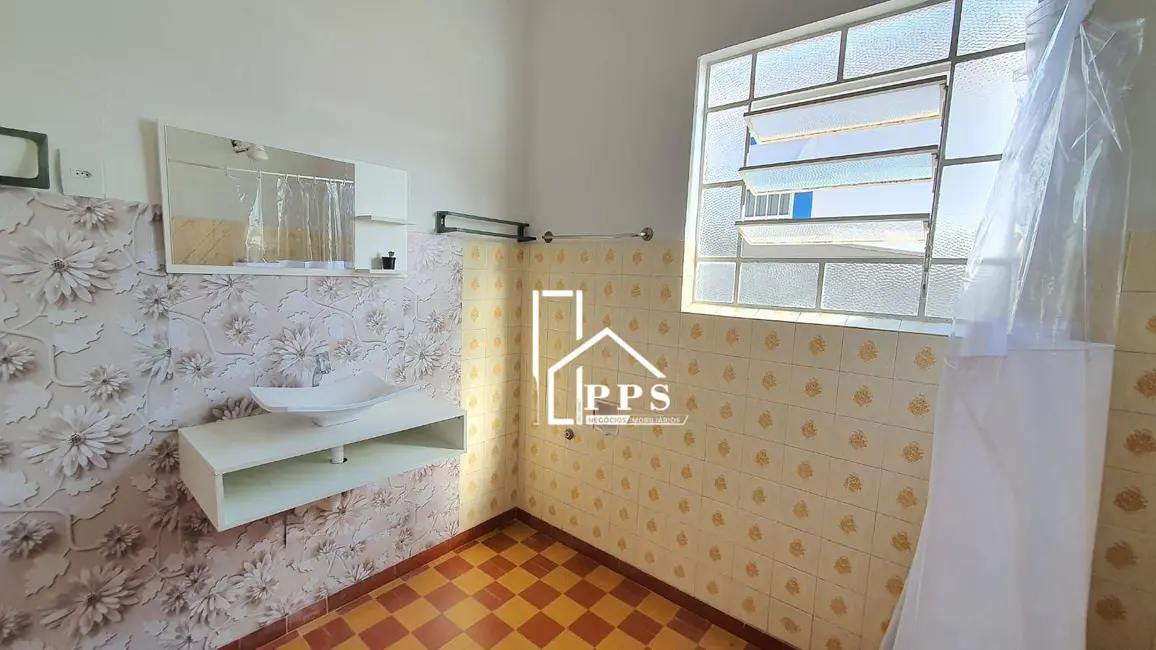 Foto 8 de Casa com 2 quartos à venda, 366m2 em Centro, Vinhedo - SP