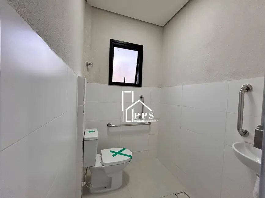 Armazém / Galpão à venda e para alugar, 250m2 em Marambaia, Vinhedo - SP - imagem 4 Foto 4 de Armazém / Galpão à venda e para alugar, 250m2 em Marambaia, Vinhedo - SP