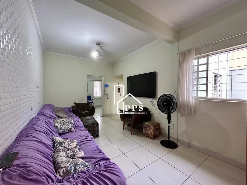 Foto 8 de Casa com 4 quartos à venda, 250m2 em João XXIII, Vinhedo - SP
