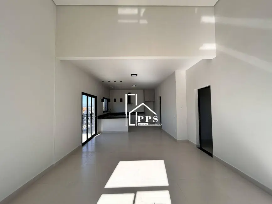 Foto 2 de Casa com 3 quartos à venda, 250m2 em Bosque, Vinhedo - SP